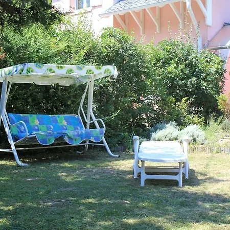 Hunyadi30 Nyaralo Ferienhaus Balatonszarszo